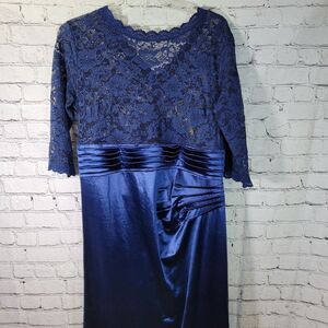 Miusol Womens Blue Floral lace/satin, 3/4 Sleeves  Round Neck Maxi Dress Size 3X